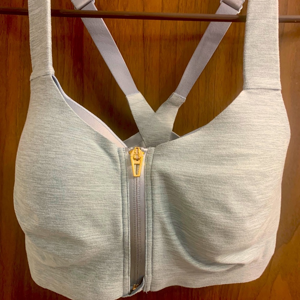 Victoria Secret sports bra